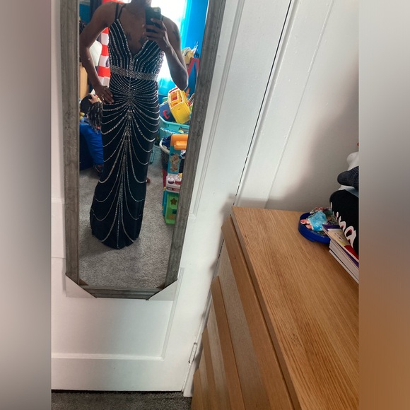 Cute Formal/Dinner Rhinestone Dress - Picture 8 of 11